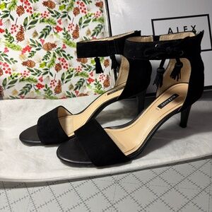 NEVER WORN Alex Marie 8.5M Reginah Black Suede Tassel D'orsay Kitten Heels w/Box